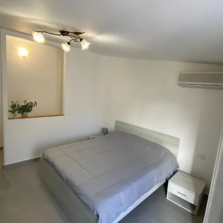 Affittacamere La Casa Dei Nonni Polizzi Generosa Room photo